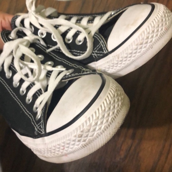 Men’s low top converse - Picture 5 of 7